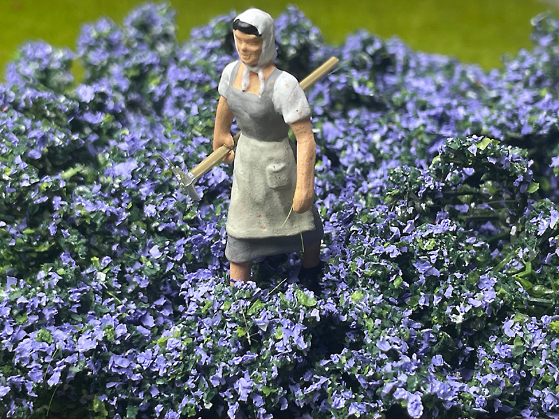 miniature scale briar patch vegetation, bushes, ground cover